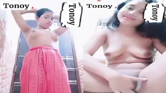 Beautiful Cute Slim Babe Nude Show