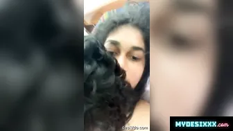 Ladka Press Suck Gf Tight Boobs
